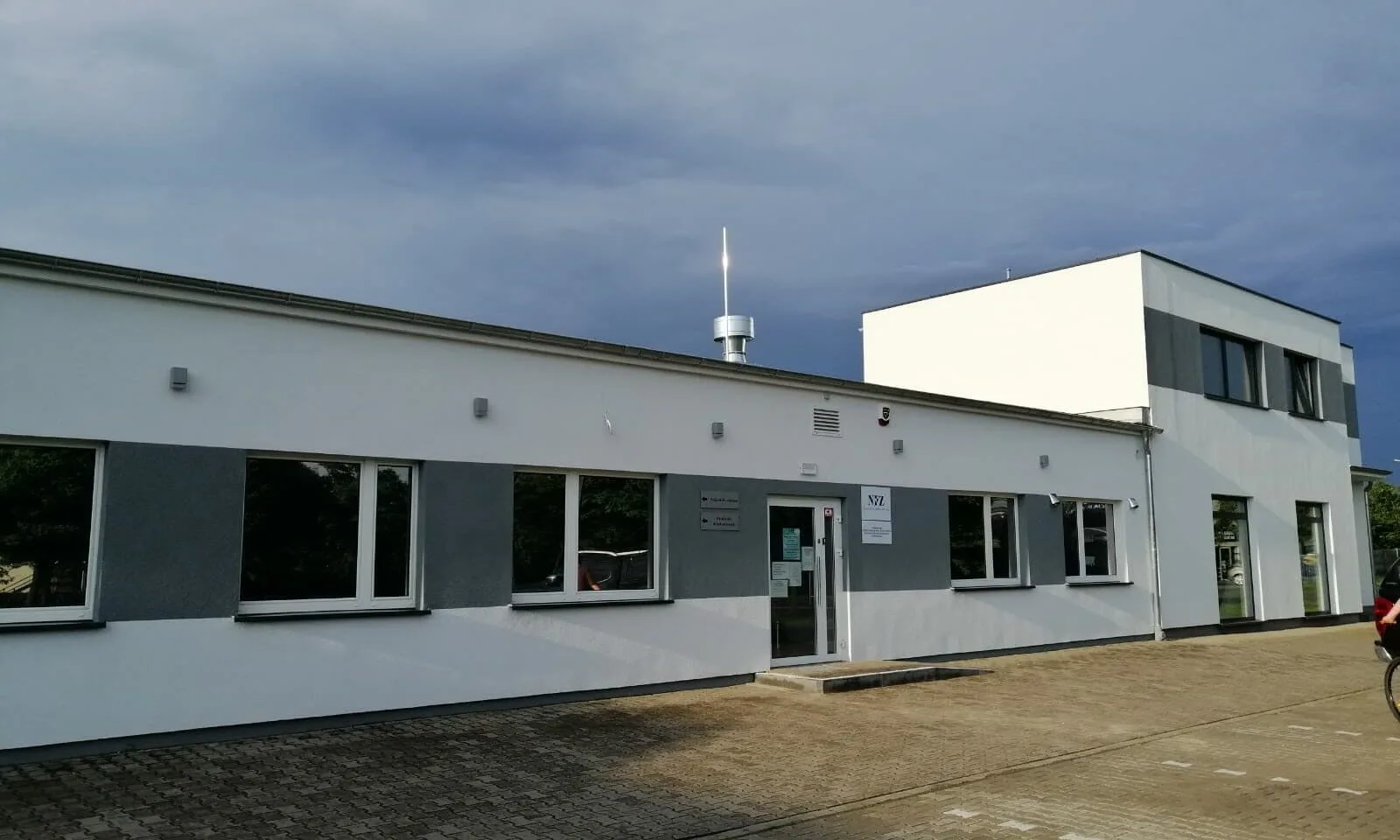 Image Alt